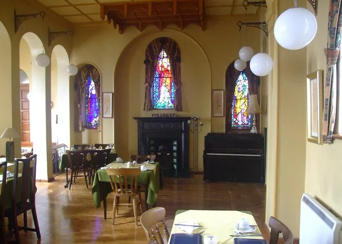 Couette-café The Convent 3*