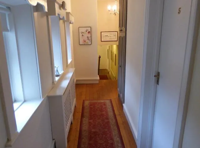 Couette-café The Convent 3*